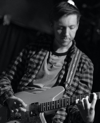 Guitar Teacher, Bass Guitar Teacher, Keyboard + Piano Teacher Stephen Cunningham